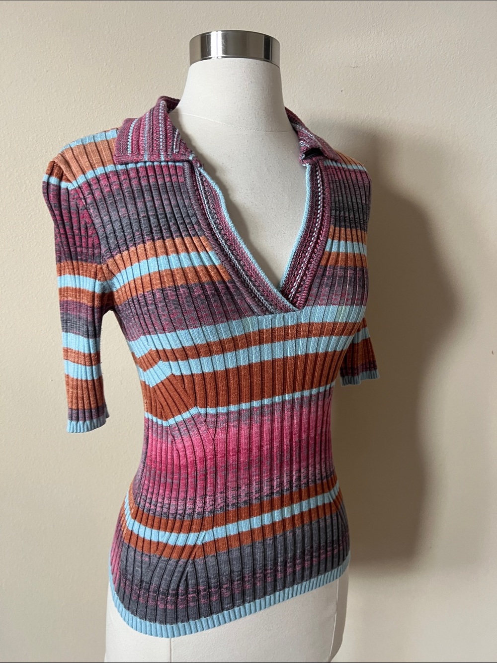 White House Black Market XS Striped V-Neck Women's Sweater